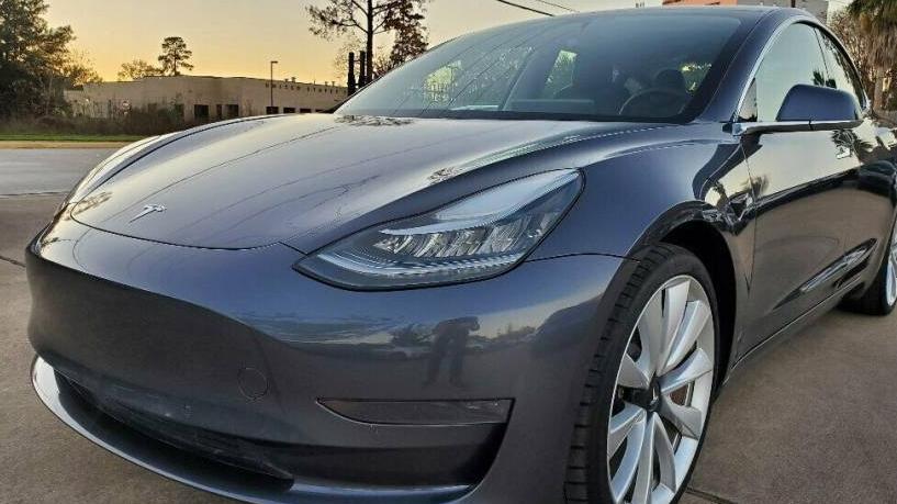 TESLA MODEL 3 2019 5YJ3E1EB9KF469638 image